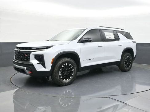 New 2026 Chevrolet Traverse Z71 w/ Driver Confidence Package AWD/4WD image 5