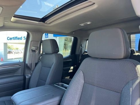 Used 2024 Chevrolet Silverado 1500 RST w/ Convenience Package II AWD/4WD image 18