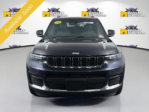 Used 2024 Jeep Grand Cherokee L Limited AWD/4WD image 2