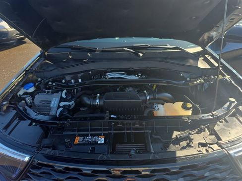 Used 2022 Ford Explorer ST image 35