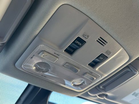 Used 2014 Toyota RAV4 Limited w/ Technology Package image 24