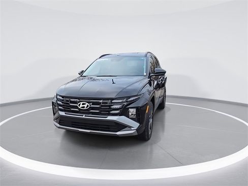 Certified 2025 Hyundai Tucson SEL image 3