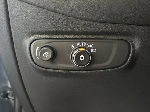 Used 2023 Chevrolet Equinox RS AWD/4WD image 19