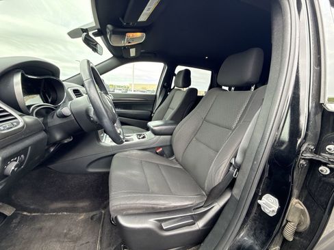 Used 2018 Jeep Grand Cherokee Laredo AWD/4WD image 12