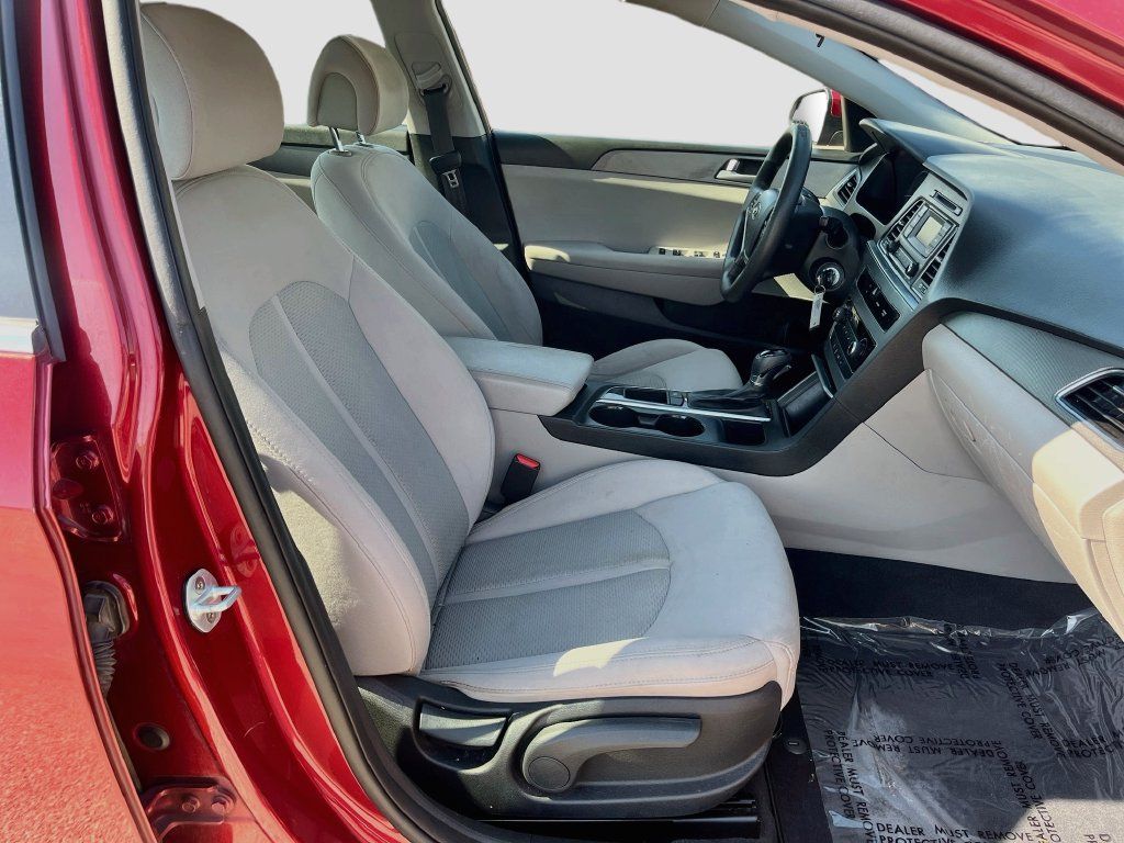 Used 2016 Hyundai Sonata SE FWD image 24