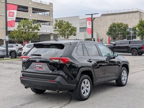 Used 2025 Toyota RAV4 LE FWD image 5