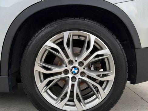 Used 2017 BMW X1 xDrive28i AWD/4WD image 11