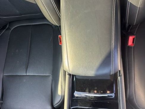 Used 2021 Jeep Grand Cherokee L Overland w/ Luxury Tech Group IV image 16