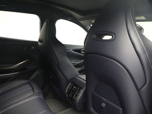 New 2026 Aston Martin DBX 707 image 34