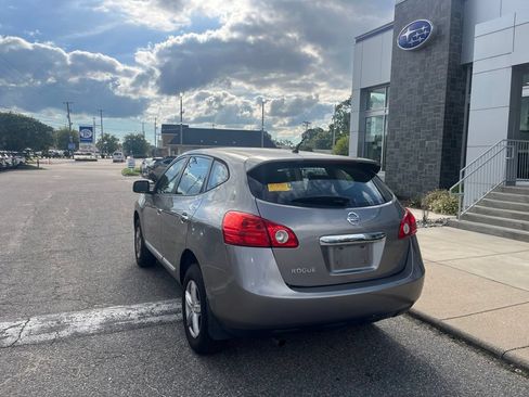 Used 2013 Nissan Rogue S FWD image 6