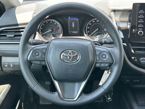 Used 2024 Toyota Camry SE FWD image 15