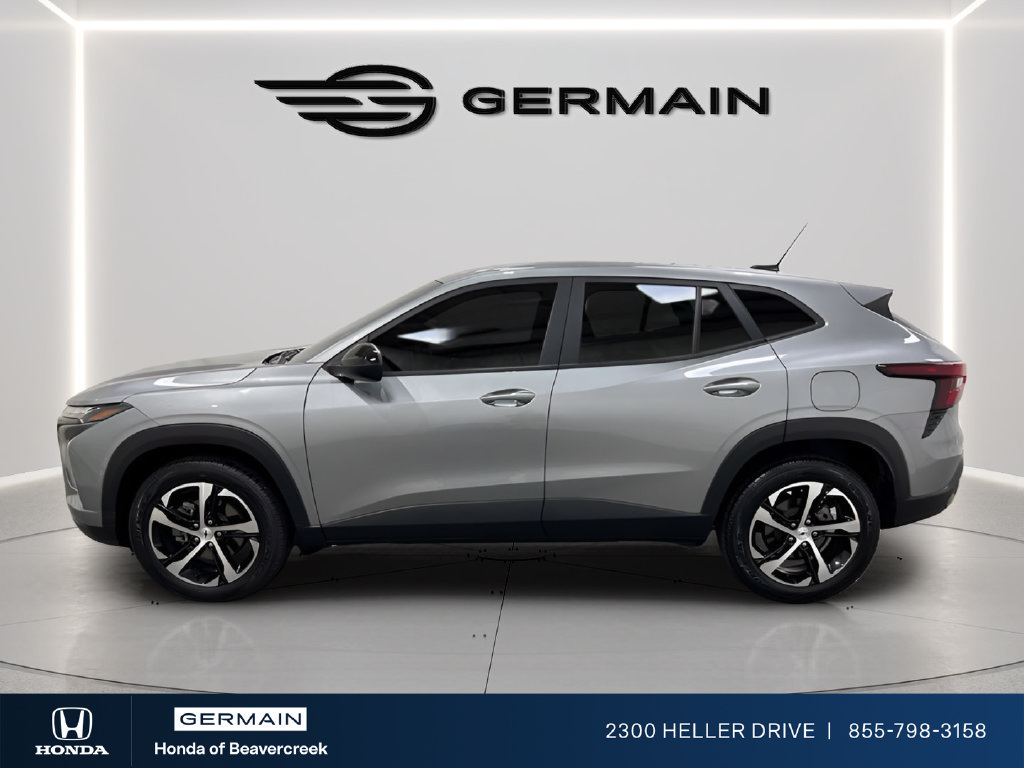 Used 2024 Chevrolet Trax RS w/ Driver Confidence Package FWD image 5