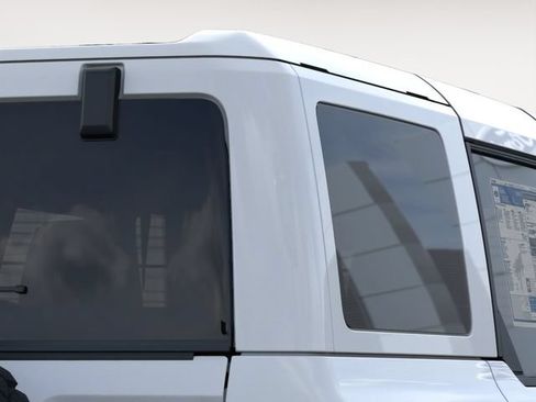 New 2026 Ford Bronco Badlands AWD/4WD image 25