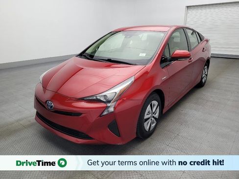 Used 2018 Toyota Prius Two image 1