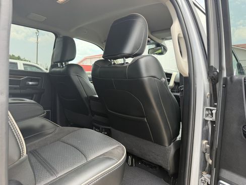 Used 2024 RAM 2500 Laramie AWD/4WD image 23