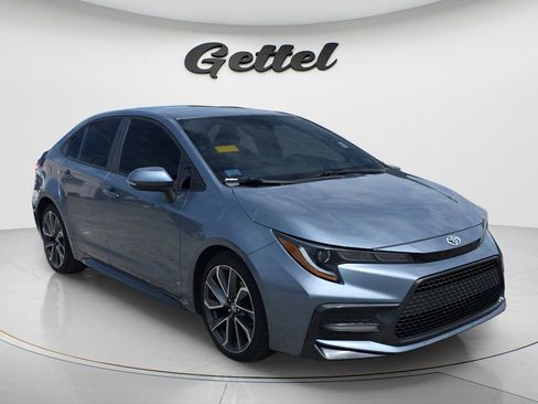Used 2021 Toyota Corolla SE FWD image 2