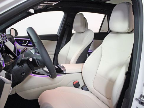 Used 2026 Mercedes-Benz GLC 350e 4MATIC image 13