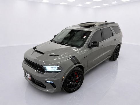 Used 2023 Dodge Durango R/T w/ Tow 'N Go Package AWD/4WD image 5