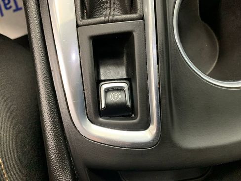 Used 2020 Chevrolet Equinox Premier AWD/4WD image 27