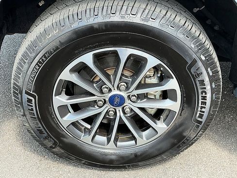 Used 2020 Ford F150 XLT w/ Equipment Group 302A Luxury AWD/4WD image 9