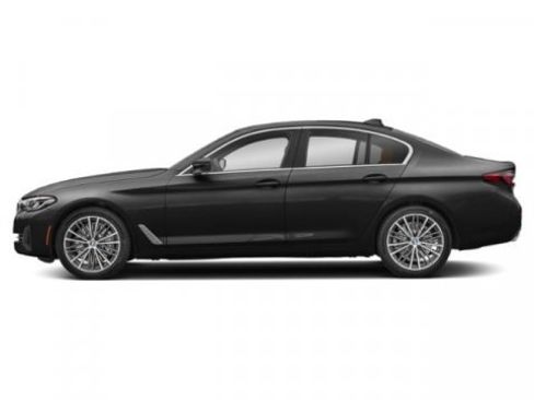Used 2023 BMW 530i xDrive w/ Premium Package image 3