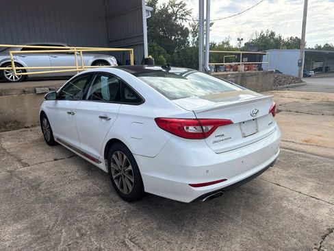 Used 2016 Hyundai Sonata Limited w/ Option Group 05 FWD image 5