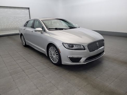 Used 2017 Lincoln MKZ Reserve image 13