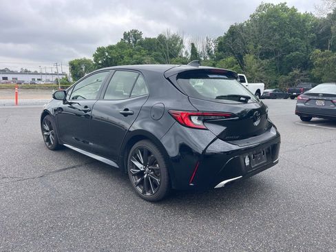 Used 2023 Toyota Corolla XSE FWD image 3