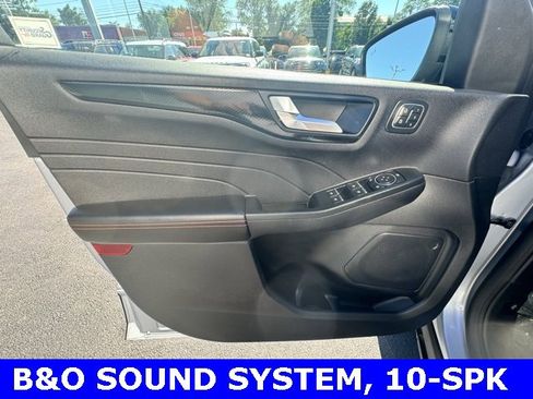 Used 2022 Ford Escape SEL w/ SEL Stealth AWD Package image 19