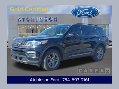 Certified 2022 Ford Explorer XLT w/ Equipment Group 202A