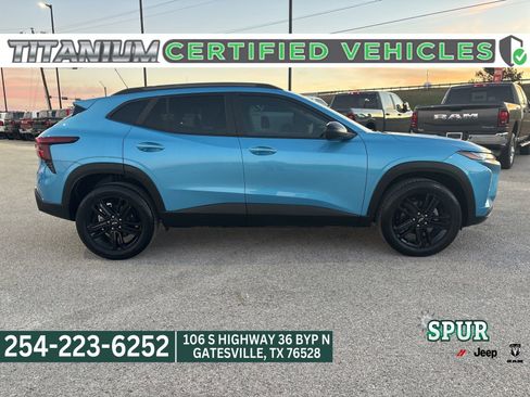 Used 2025 Chevrolet Trax ACTIV w/ Driver Confidence Package image 6