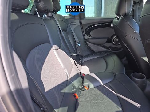 Used 2015 MINI Cooper S image 29