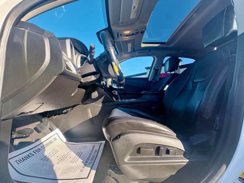 Used 2015 Chevrolet Equinox LTZ image 11