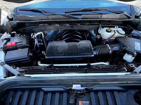 Used 2020 GMC Sierra 1500 SLE w/ SLE Value Package image 29