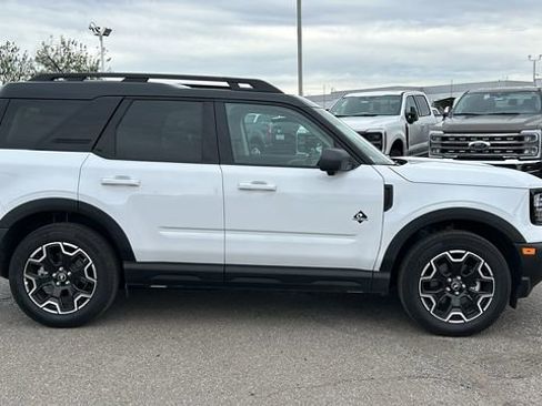 Used 2025 Ford Bronco Sport Outer Banks w/ Outer Banks Tech Package+ image 2