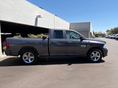 Used 2017 RAM 1500 ST RWD image 6