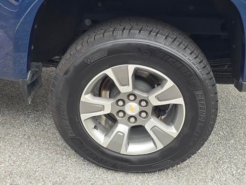 Used 2019 Chevrolet Colorado Z71 image 7