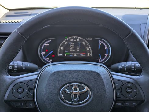 Used 2024 Toyota RAV4 AWD Hybrid w/ Weather Package image 33