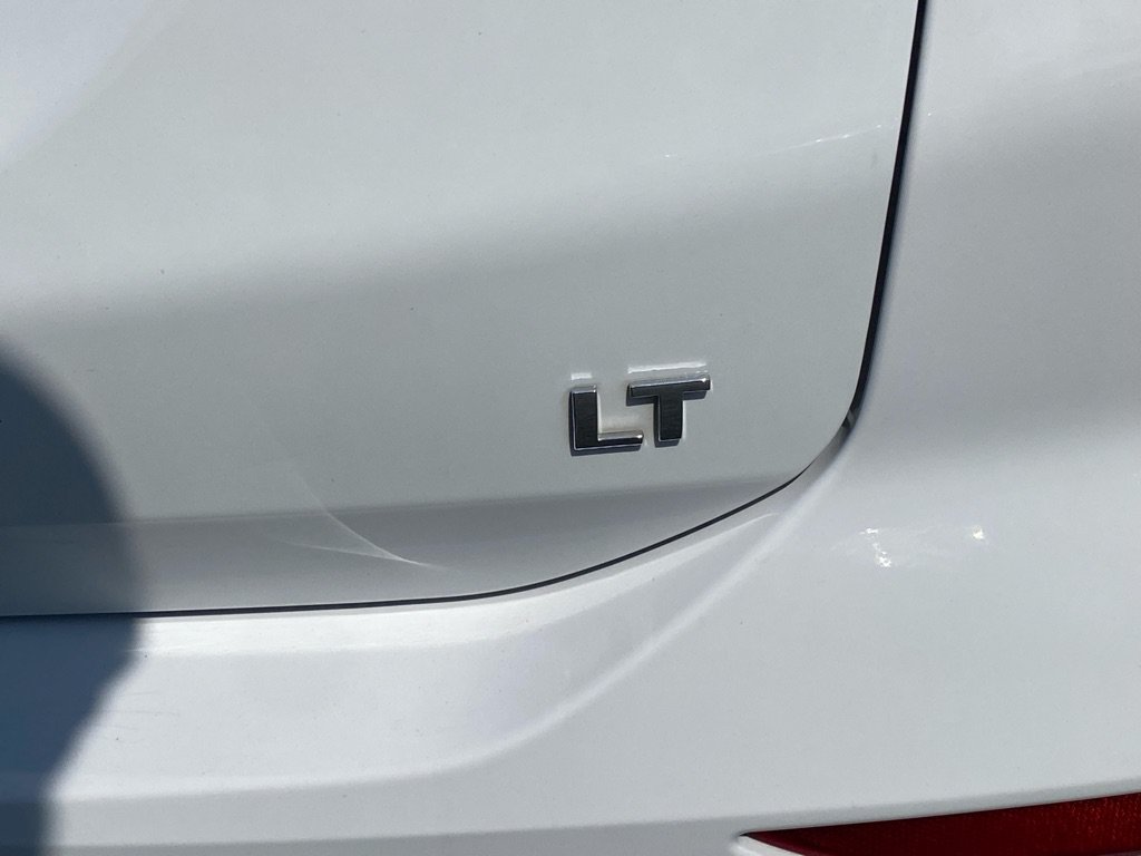 Used 2024 Chevrolet Equinox LT FWD image 10