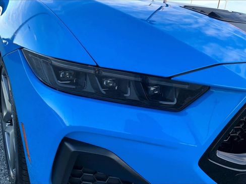 Used 2025 Ford Mustang GT Premium image 24