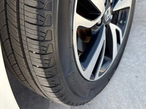 Used 2018 Honda Odyssey Elite image 19