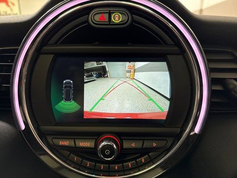 Used 2019 MINI Cooper S w/ Premium Package image 27