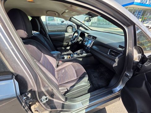 Used 2023 Nissan Leaf SV Plus FWD image 15