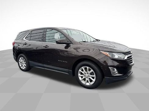 Used 2020 Chevrolet Equinox LT image 3