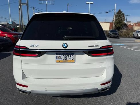 Used 2026 BMW X7 xDrive40i w/ Premium Package AWD/4WD image 4
