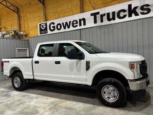 Used 2021 Ford F250 XL w/ Power Equipment Group AWD/4WD image 3