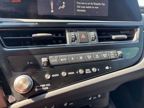 Used 2022 Lexus ES 350 w/ Premium Package FWD image 20