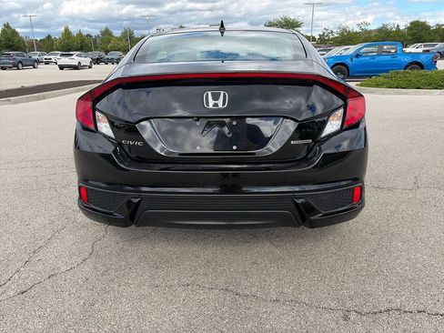 Used 2020 Honda Civic Touring image 6