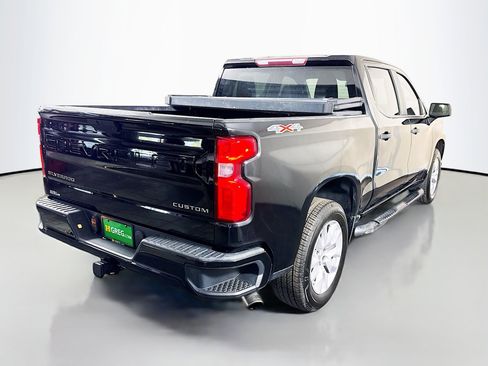 Used 2019 Chevrolet Silverado 1500 Custom w/ Custom Value Package AWD/4WD image 10