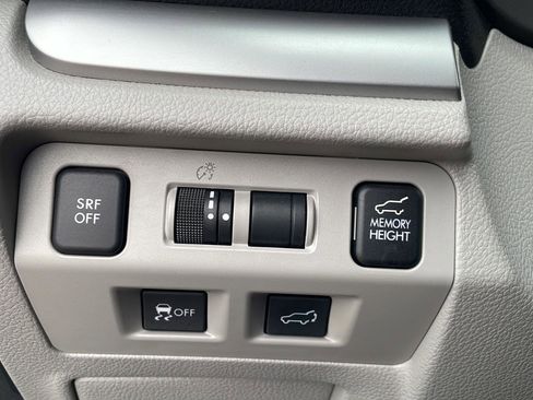 Used 2016 Subaru Forester 2.5i Touring w/ Eyesight & Navigation System image 29